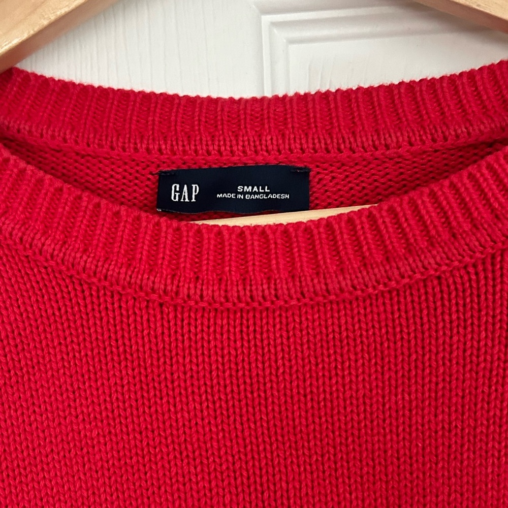 GAP Oversized Red Crew Neck Sweater - Picture 2 of 4